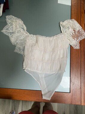 Promesa Women's Lacy White Bodysuit